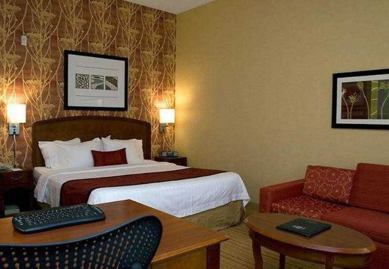 Courtyard Los Angeles Burbank Airport Экстерьер фото