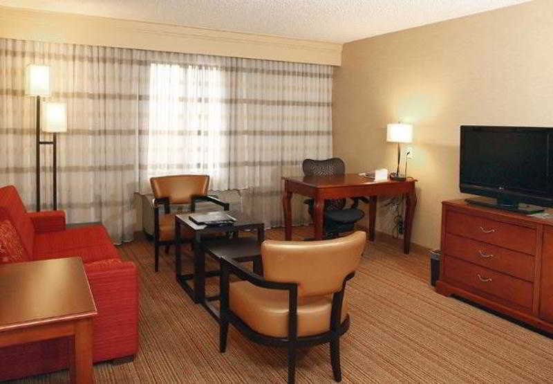 Courtyard Los Angeles Burbank Airport Экстерьер фото