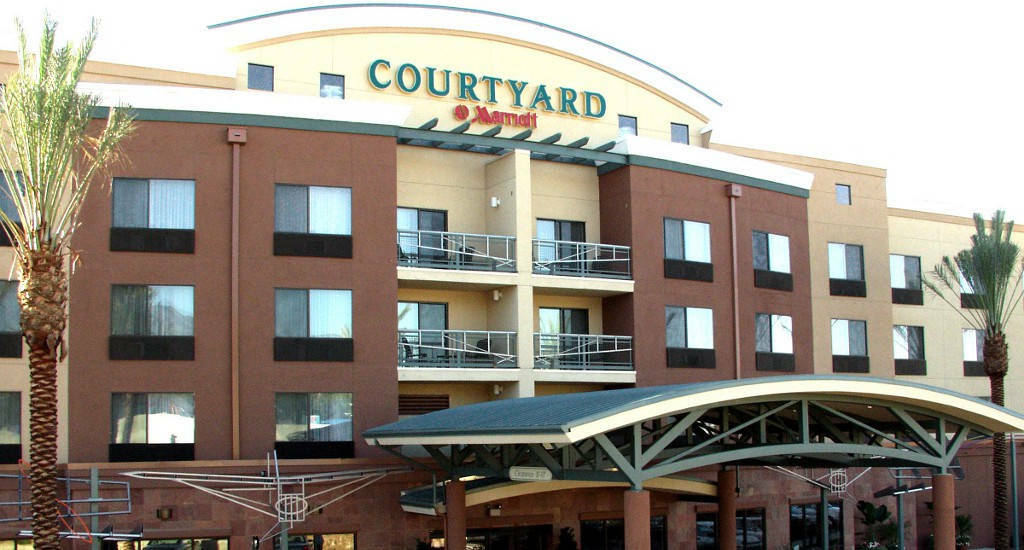 Courtyard Los Angeles Burbank Airport Экстерьер фото